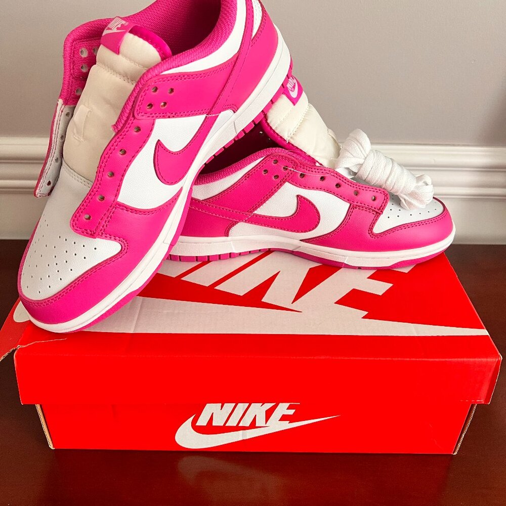 Nike SB Dunks Pink